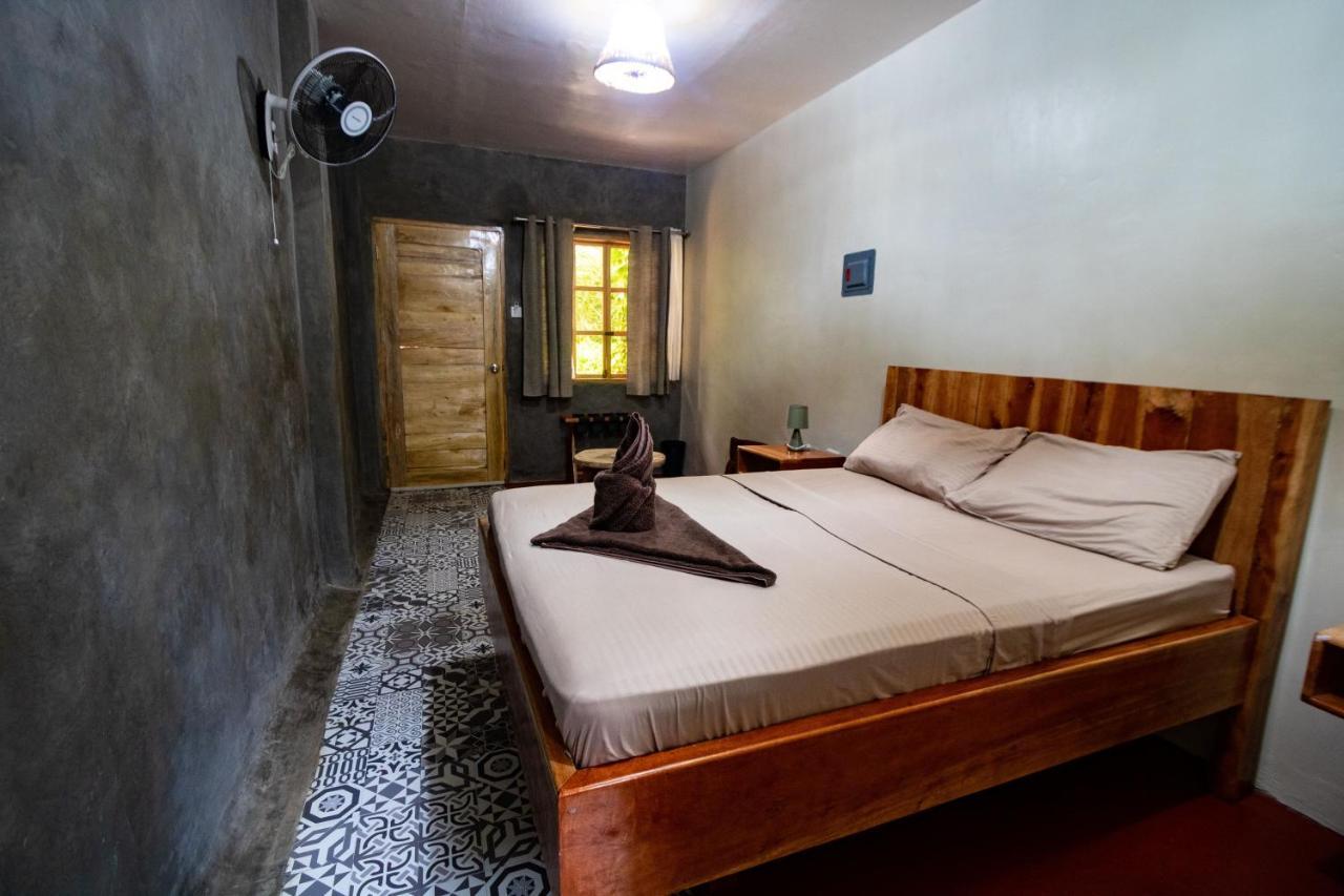 Nakabalo Guesthouse & Restaurant Đảo Đảo Siquijor Ngoại thất bức ảnh